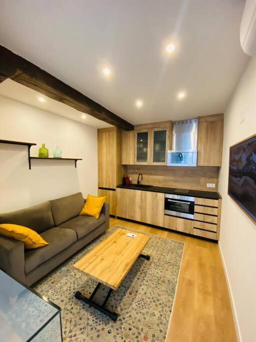 Spectacular Apartment Atocha-Soler Madrid Eksteriør billede